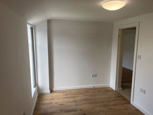 Photo 16- click for photo gallery